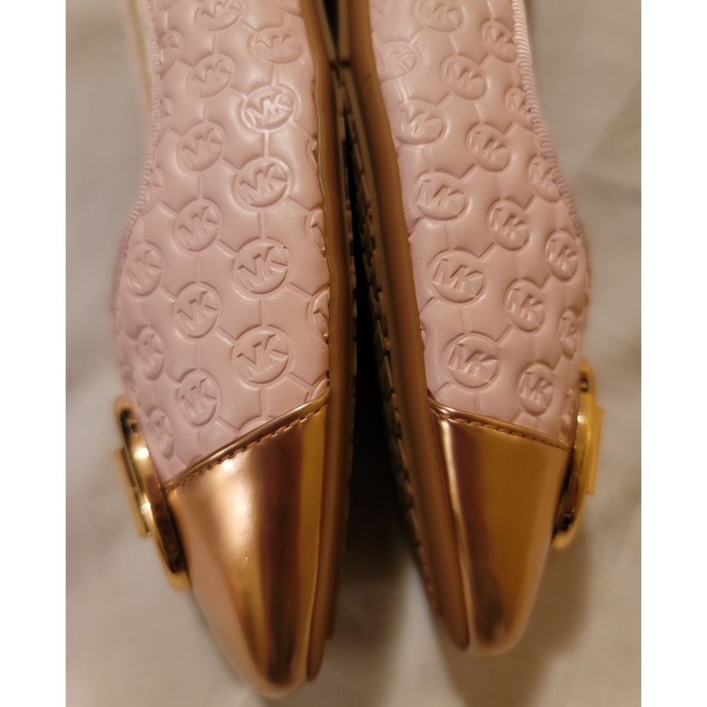 MICHAEL KORS Ballet Flats Pink With Gold Logo & Toe Caps Size 7.5 - Picture 8 of 13